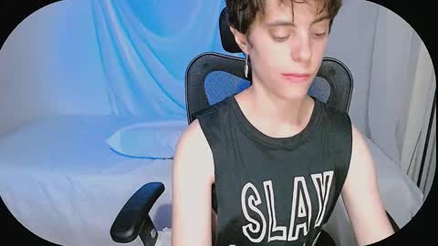 Yuyu online show from January 8, 2:25 am