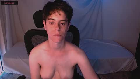 Yuyu online show from March 2, 10:15 pm