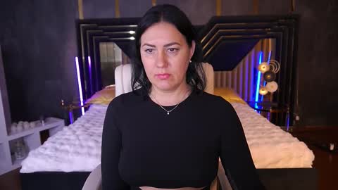 Zafiramoonn online show from November 4, 2:00 pm