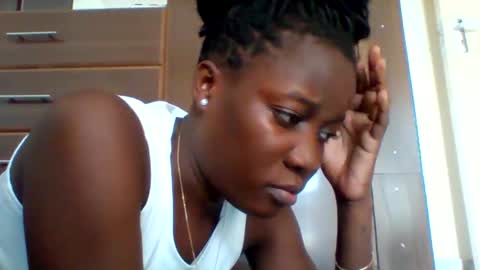 zainxxxx online show from April 1, 1:41 pm