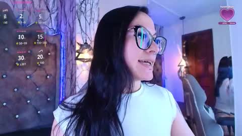   online show from December 14, 5:52 pm