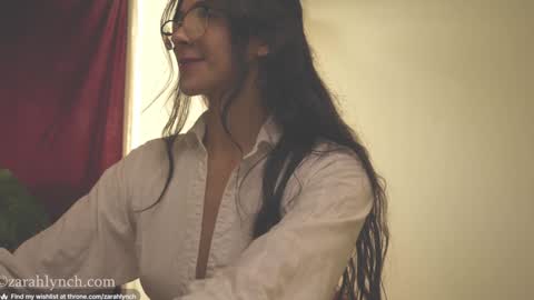 Miss Lynch   Next show  2911 online show from December 10, 9:11 pm