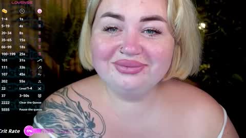 Lola online show from October 6, 7:18 pm