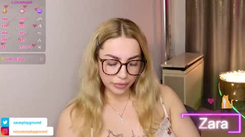 zarasplayground online show from February 24, 7:01 pm