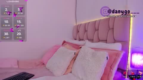 Zariana online show from November 27, 11:29 pm