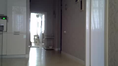 Zarina Swift online show from March 3, 4:43 am