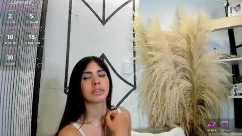 Zarina Waynne online show from April 18, 7:58 pm