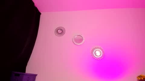 Zaritha Li online show from September 28, 10:53 am