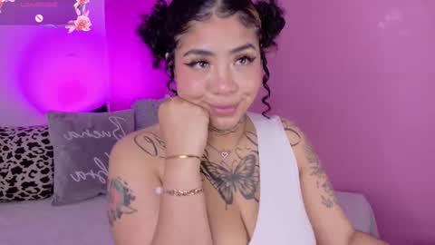 zaya_1 online show from December 19, 2:53 pm