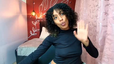 Zia Green online show from December 2, 12:06 pm