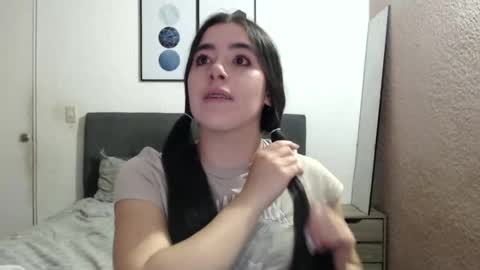 Zoe online show from March 12, 4:51 am