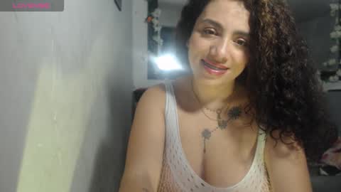 zoe tai online show from November 24, 5:31 am