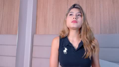 Zoe online show from April 30, 11:04 am