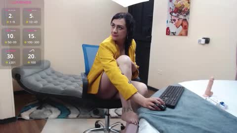 zzoe_thomson online show from November 24, 5:26 pm