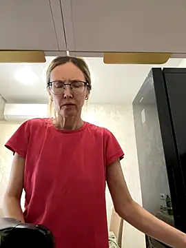 angelmommu online show from November 24, 9:44 am