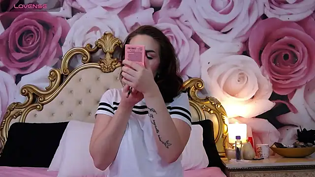 HessaHessy online show from November 5, 2:55 pm