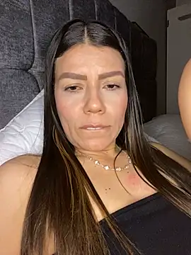 martina contreras online show from February 23, 7:08 am