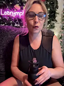 Leanymphoo online show from October 24, 8:27 pm