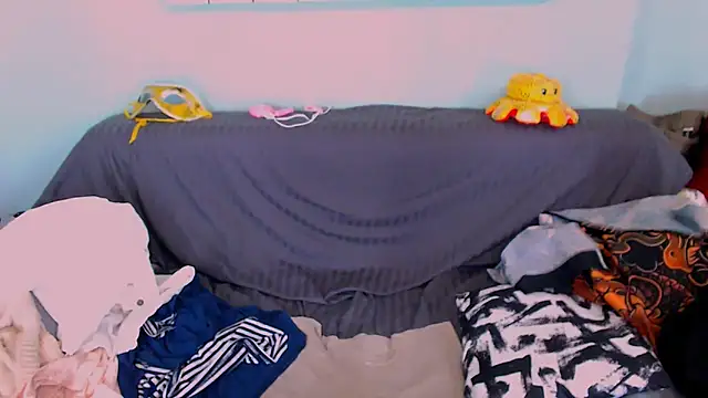 EverlyRays online show from April 18, 7:07 pm