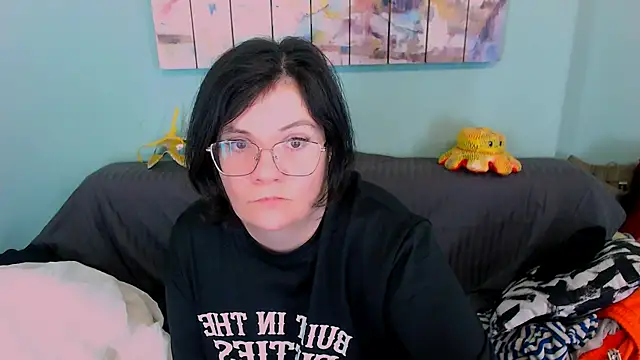 EverlyRays online show from April 20, 6:11 pm