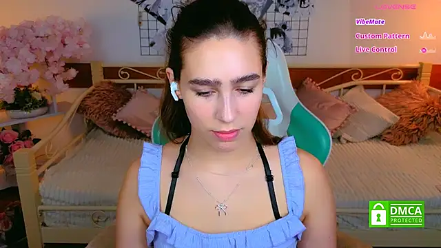  Eliizabeth  online show from February 16, 11:04 pm