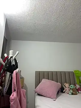 Natalia Suarez online show from February 18, 4:33 am