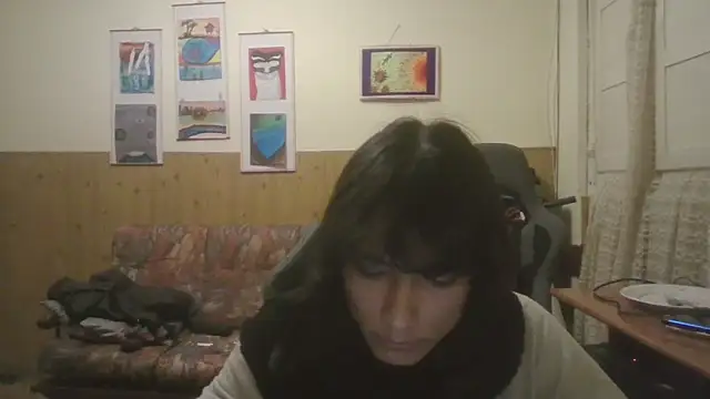 calliemaggotbone online show from November 17, 6:47 am