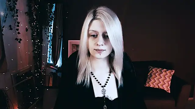 Noah ElmerX online show from October 3, 2:44 pm