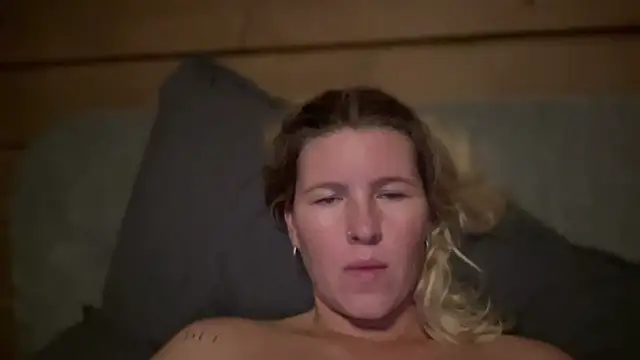 moonamii online show from October 6, 11:53 pm