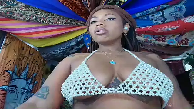 ElizaGrey  online show from March 7, 3:52 pm