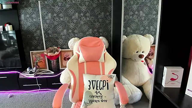 Queen baby online show from September 19, 2:54 am