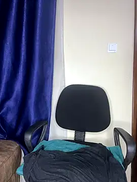 prettyvalleh online show from September 10, 12:27 pm