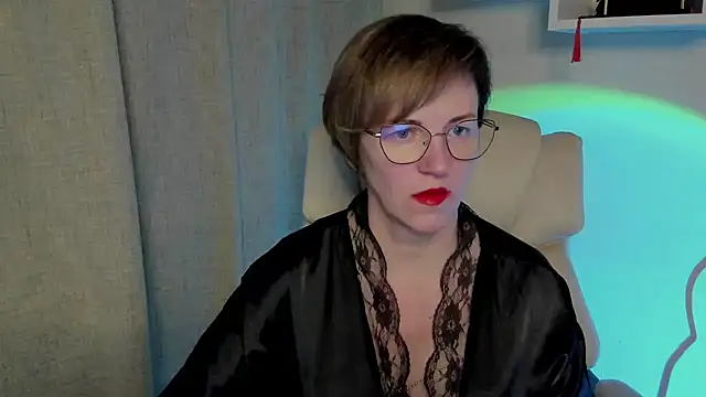 feliziaDesire online show from June 11, 7:43 pm