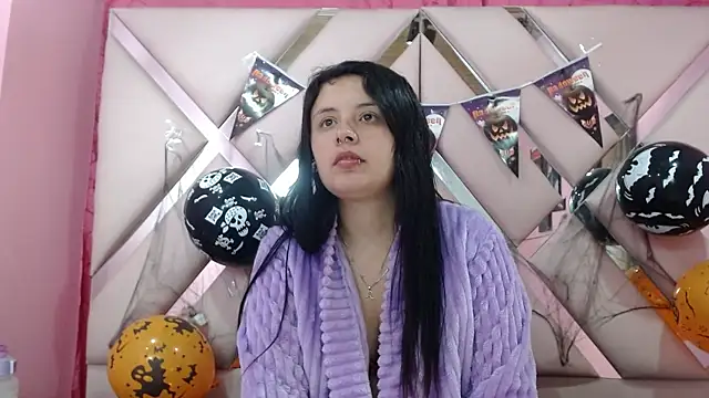 nathaly low1 online show from October 18, 3:20 am