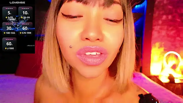 ElyaQuinn online show from November 17, 7:31 am