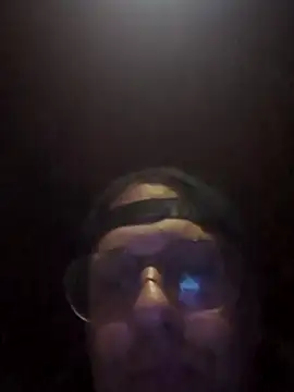 Geeznuts19 online show from April 30, 5:23 am