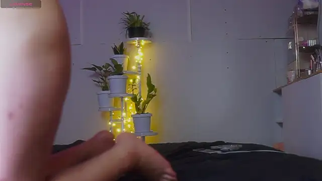 laybunny1 online show from April 17, 9:50 pm