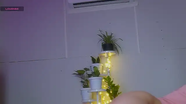 laybunny1 online show from April 14, 10:43 pm