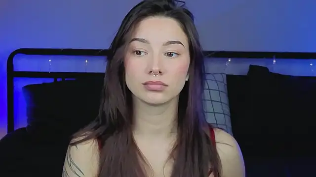 sinthiaroze online show from February 11, 5:47 pm