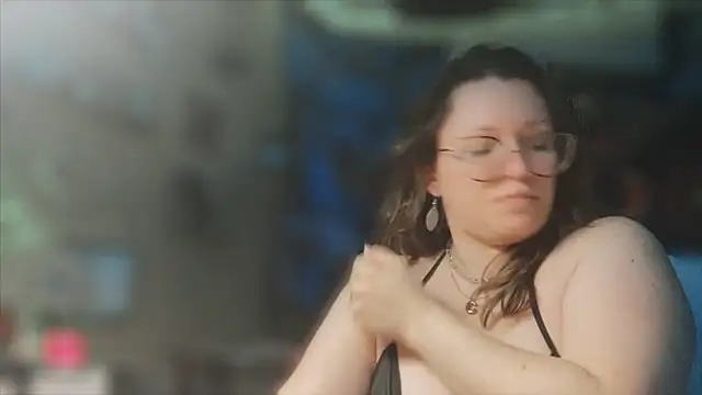 spunlikecottoncandy online show from October 14, 5:59 pm