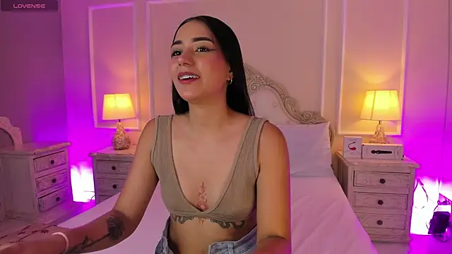 LucianaCarter online show from October 2, 4:28 am