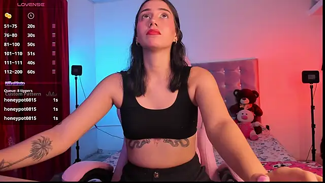 LucianaCarter online show from December 21, 8:18 am