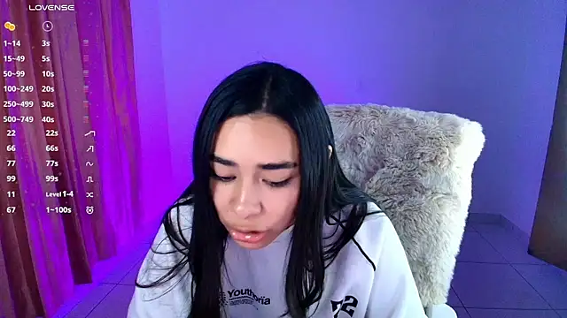 AmyOlimpo online show from October 4, 3:45 am