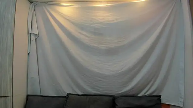 Mhelanny2 online show from February 28, 9:14 pm