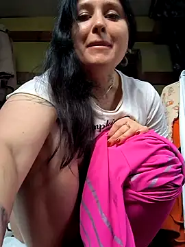 KikiXRed online show from April 1, 10:49 am