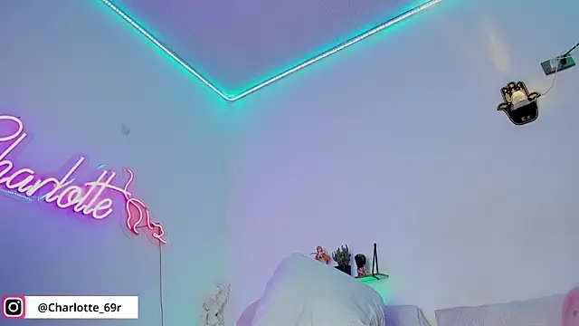 Charlotte ro69 online show from September 19, 8:35 am