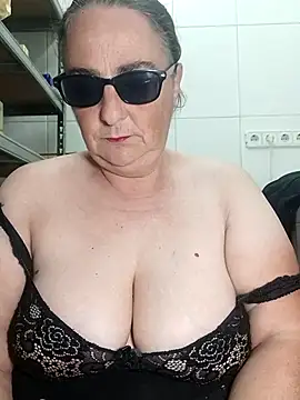 eroticjessitop online show from March 10, 6:34 pm