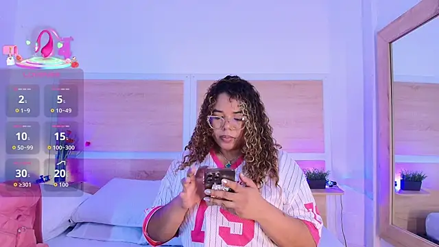  nickypurple  online show from November 10, 7:09 pm