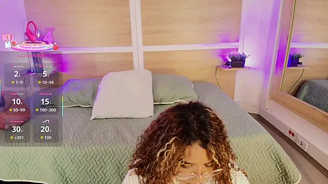  nickypurple  online show from October 9, 7:18 pm