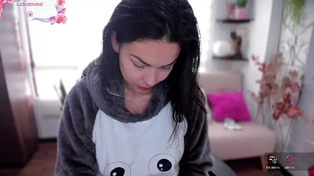 Lunlunera online show from October 10, 12:10 pm